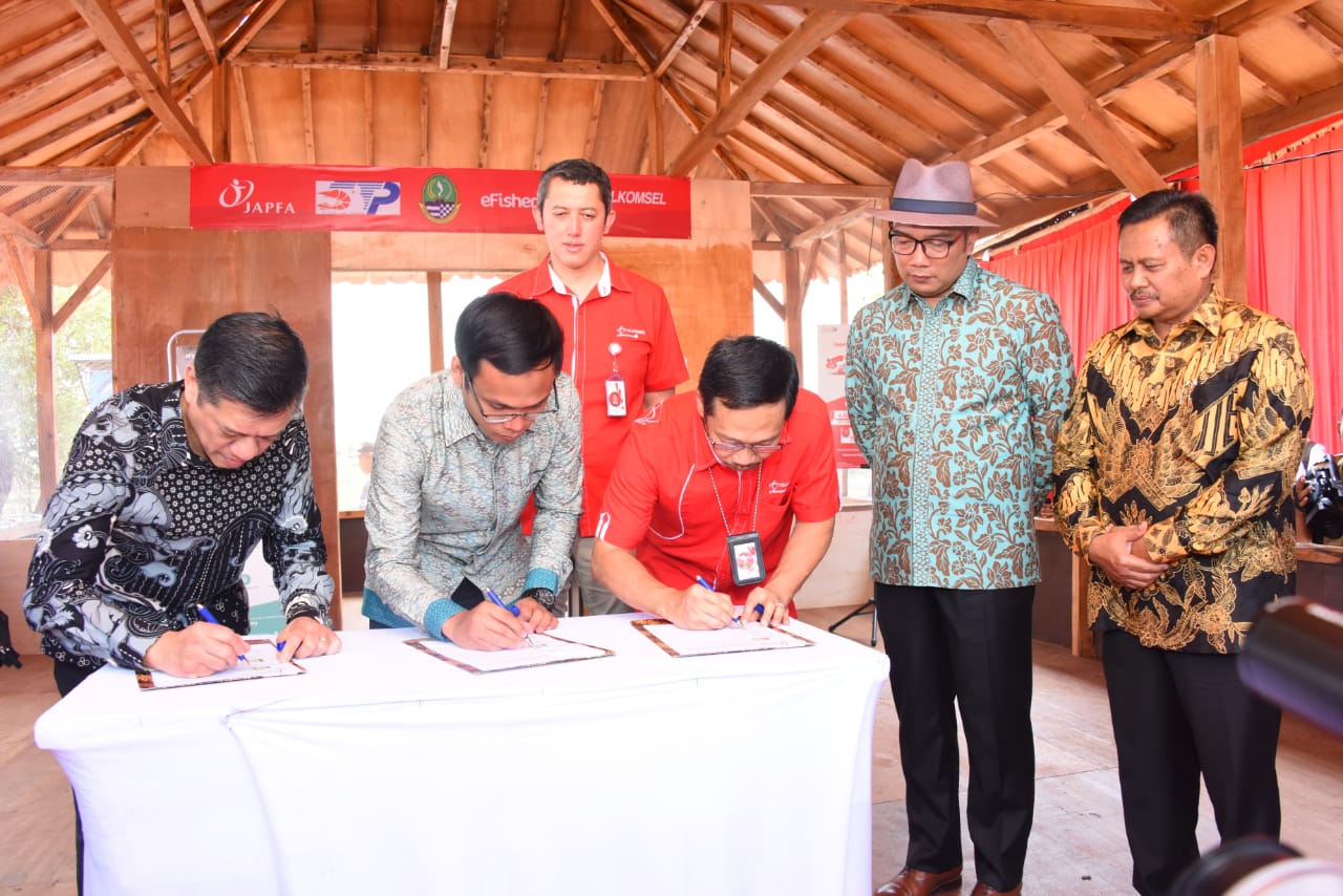 BAPPEDA JABAR - Ridwan Kamil Launching Desa Digital