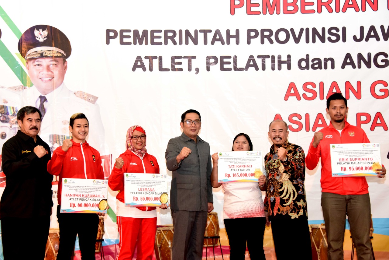 BAPPEDA JABAR - Atlet Asian Games dan Asian Paragames 2018 Jawa Barat, Terima “Kadedeuh”