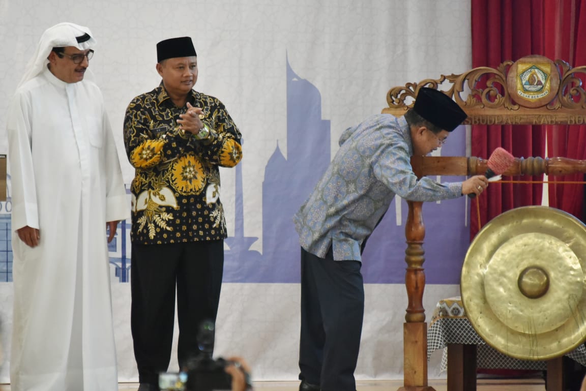 BAPPEDA JABAR - Sekolah Berbasis Islam, Benteng Akidah & Moral Masyarakat