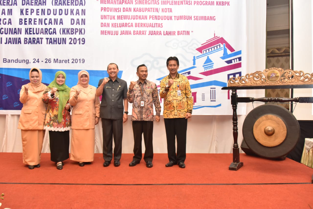 BAPPEDA JABAR - Angka Kelahiran Tinggi Jadi PR Jabar Dalam Pengendalian Penduduk