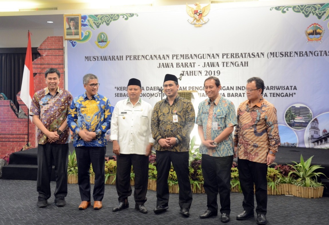 BAPPEDA JABAR - Pengembangan Pariwisata Jadi Fokus Pembahasan Musrembangtas Jabar Jateng