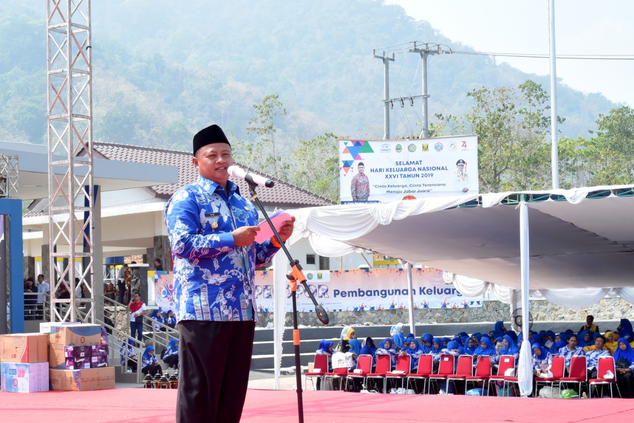 BAPPEDA JABAR - Harganas dan HAN 2019 Jadi Momentum Gerakan Kembali ke Meja Makan