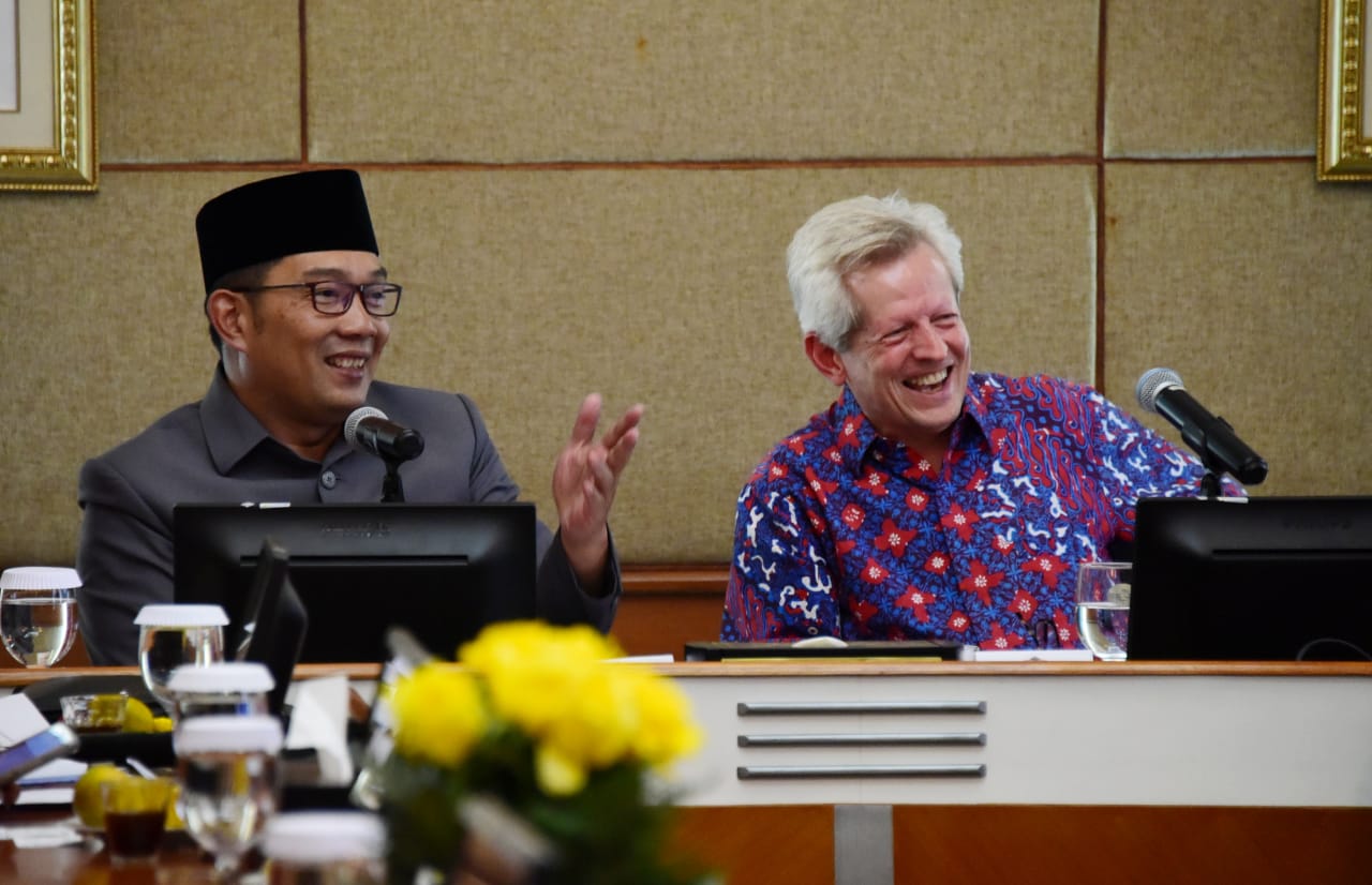 BAPPEDA JABAR - Sambut Penasihat PM Inggris di Gedung Sate, Ridwan Kamil Beberkan Potensi Investasi Jabar