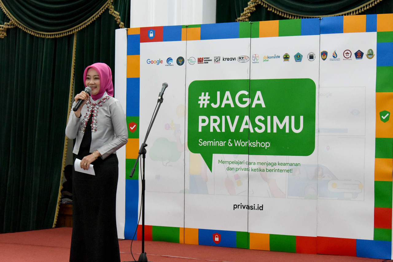 BAPPEDA JABAR - Atalia Ridwan Kamil Ajak Masyarakat Bijak Gunakan Media Sosial lewat #JagaPrivasimu