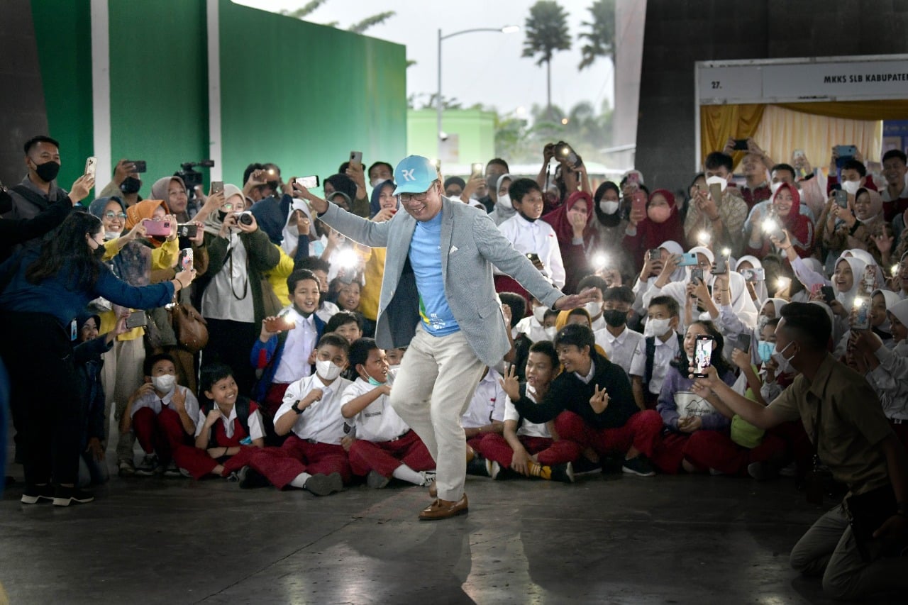 BAPPEDA JABAR - Gubernur Ridwan Kamil Buka LKSN Disabilitas Jabar