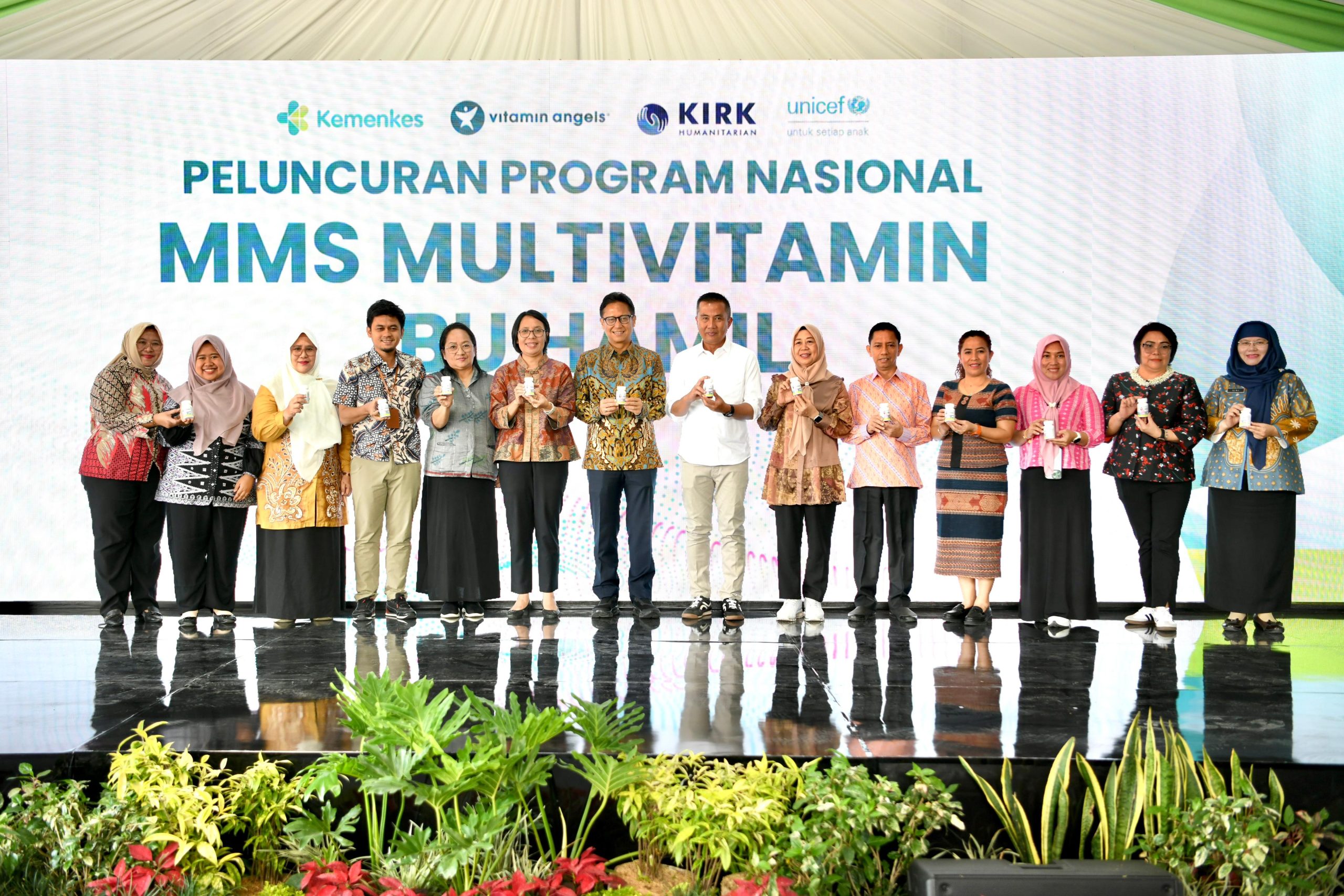 BAPPEDA JABAR - KESEHATAN<br>Bey Machmudin: Program MMS sebagai Landasan Ciptakan Generasi Sehat dan Cerdas