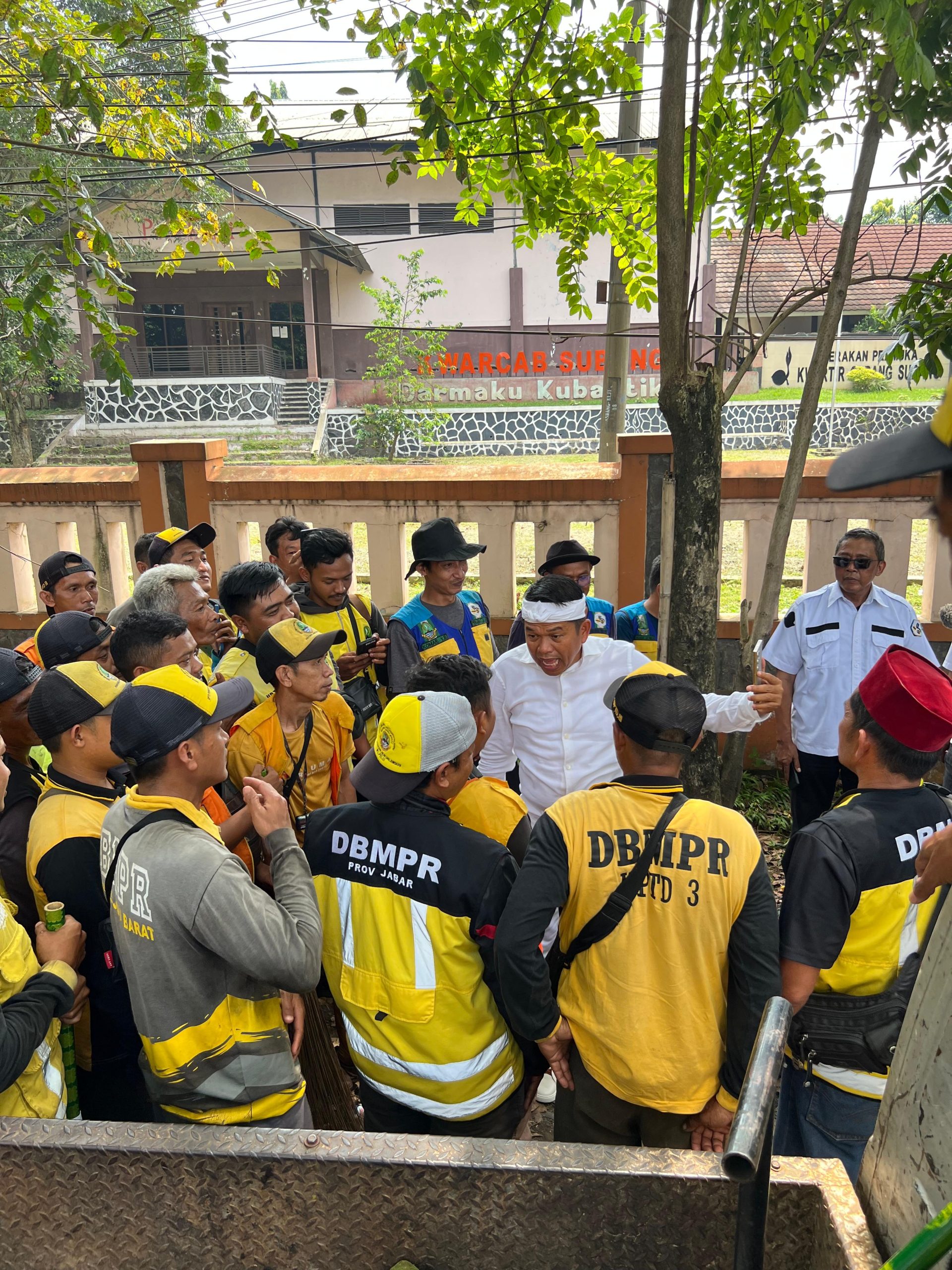BAPPEDA JABAR - Gubernur Dedi Mulyadi Instruksikan Penanganan Jalan Provinsi Lebih Optimal